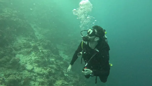 DIVESTORY MOALBOAL SCUBA DIVING CENTER