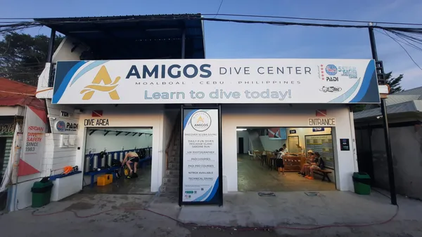 Amigos Dive Center