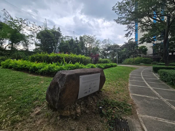 BGC Greenway Park