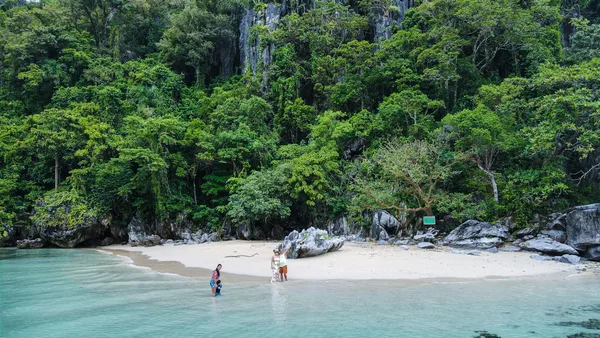 Seaborn - El Nido Freediving School