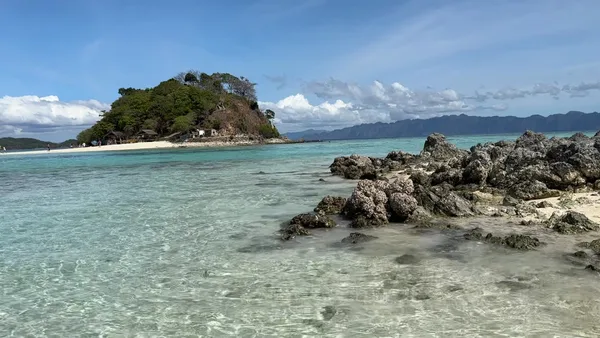 Bulog Dos Island