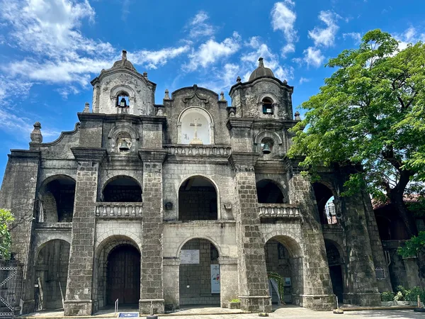 Santuario del Santo Cristo Parish (Archdiocese of Manila)