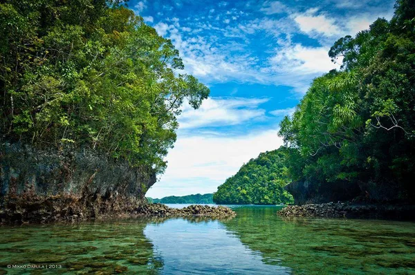 Sohoton Cove