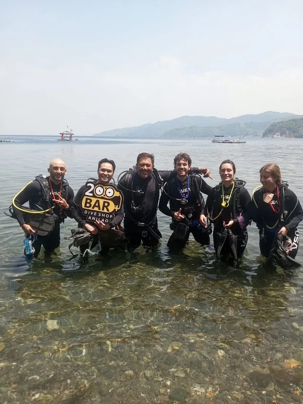 200bar Diveshop Anilao
