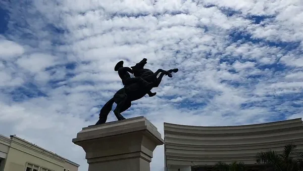 Iloilo Museum of Contemporary Art (ILOMOCA)