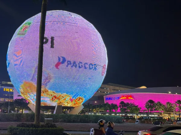 SM Mall of Asia Globe