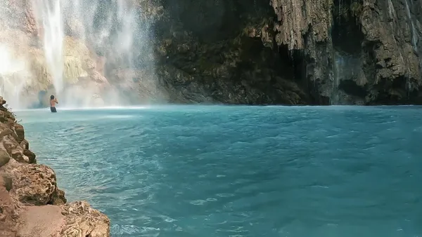 Tumalog Falls