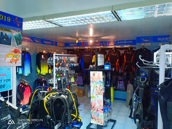 Aquaventure Whitetip Dive Supply - Makati (BABS)