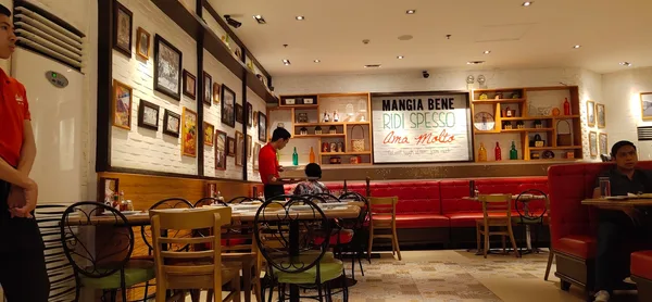 Amici - Alabang Town Center