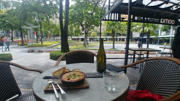 St. Louis Cafe BGC