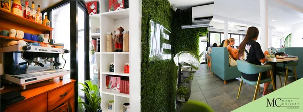 MC Cafe & Bar