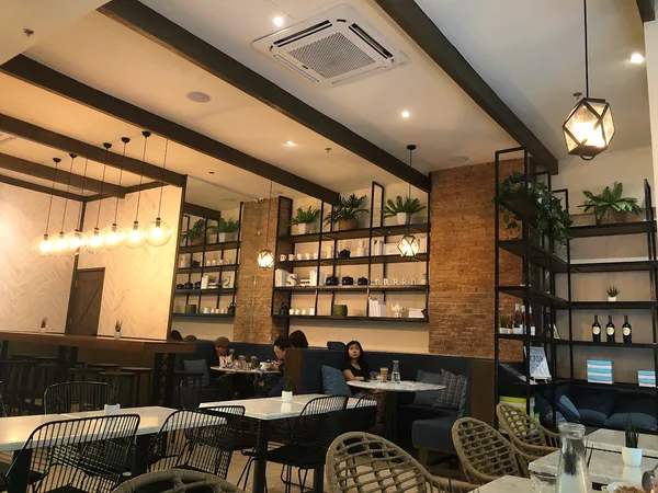 Green Bar