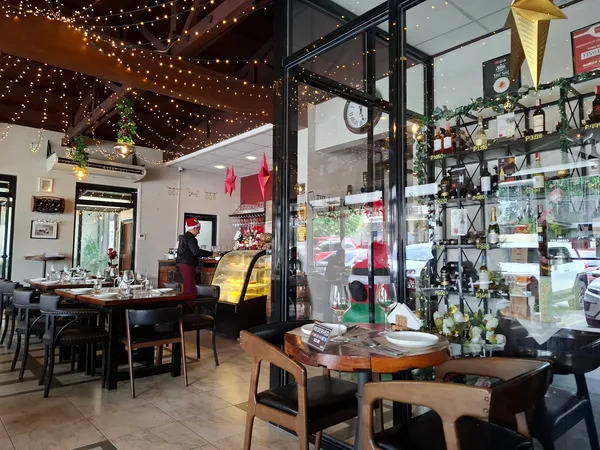 Fino Deli