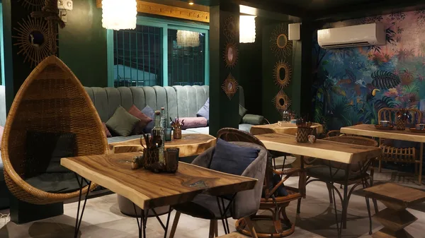 Cosmic Poblacion, Makati - A Vegan Restaurant & Cafe