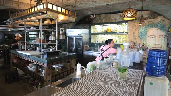 Calma Café & Restaurant