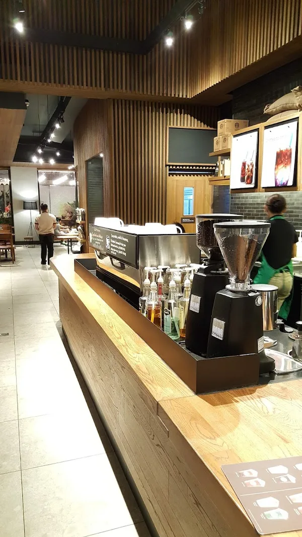 Starbucks Santolan Town Plaza