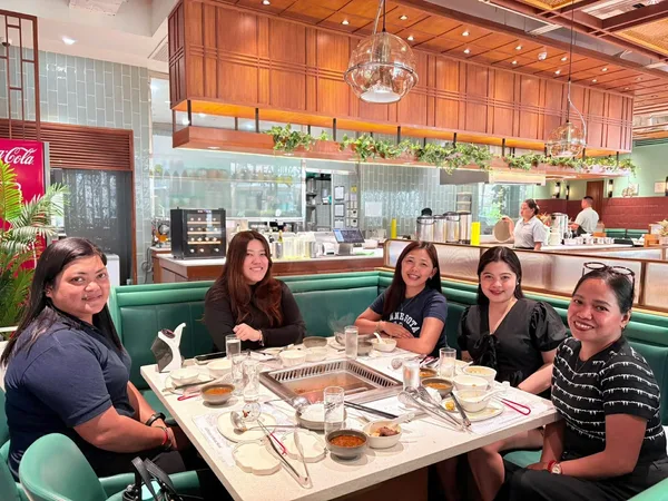 A1 Family Shabu Shabu, Santolan