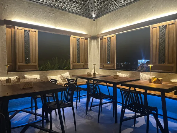 Mezza Grill & Bar