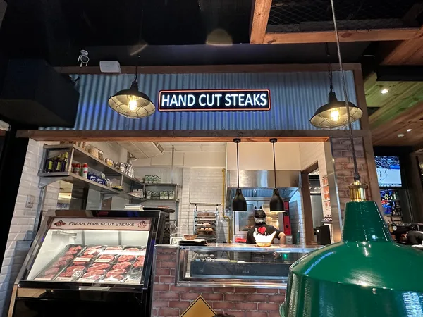 Texas Roadhouse Shangri-La Plaza