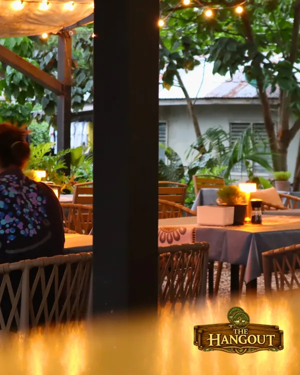 The Hangout - Bar and Restaurant