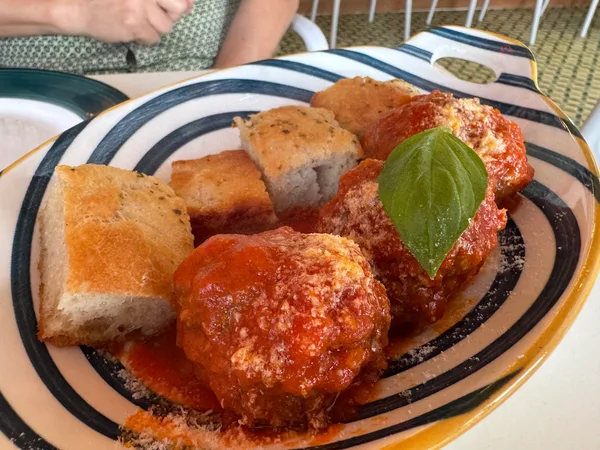 Al Dente Pasta Bar