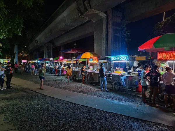 Marikina Riverbanks Night Food Park