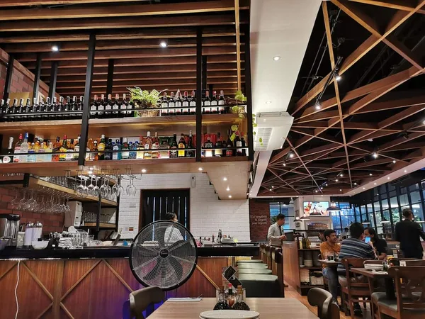 Italianni's Ayala North Exchange