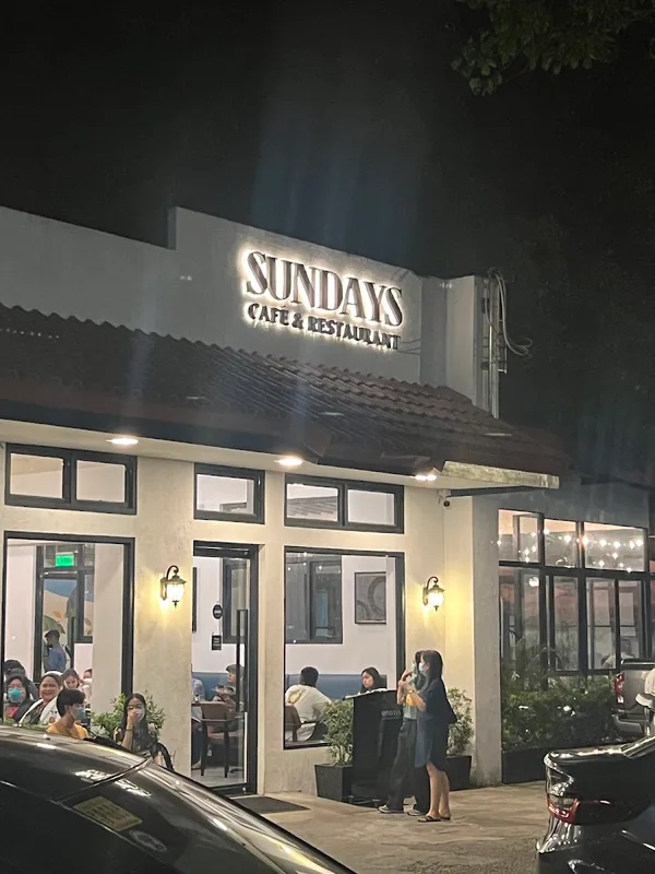 Sundays Cafe and Restaurant