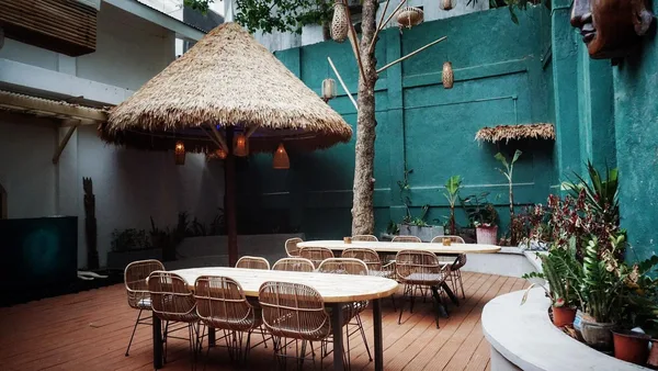 Happiness Restaurant & Bar Boracay