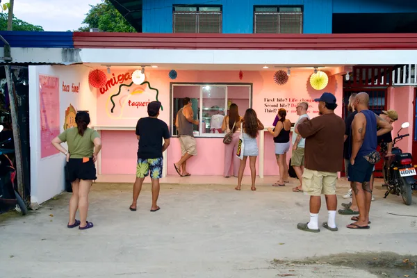 Amigas Taqueria