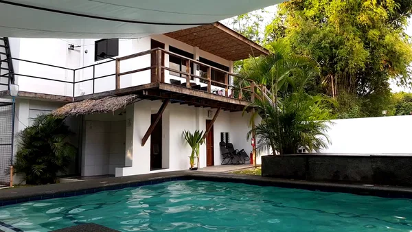 Parrot Resort Moalboal + Breakfast incl. on Website booking
