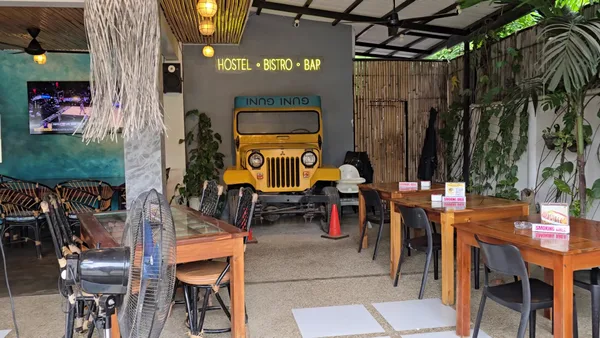 Guni Guni Hostel