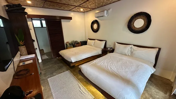 Yumi Villas Port Barton