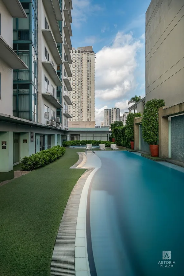 Astoria Plaza