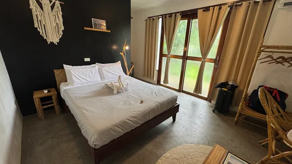 Happiness Hostel Siargao