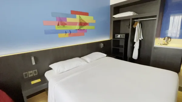 Park Inn by Radisson Iloilo