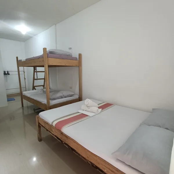 Hidden Grove Guest House