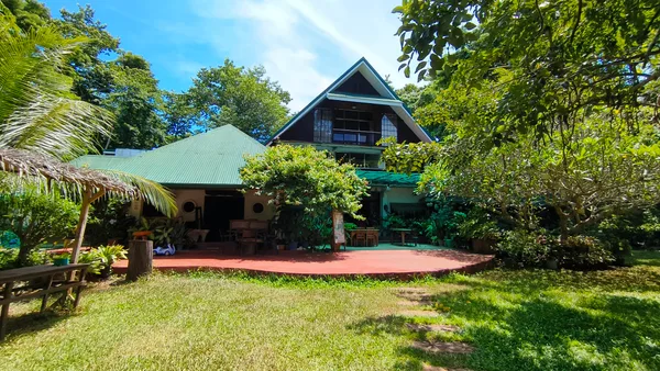 OYO 649 Dang Maria Bed And Breakfast