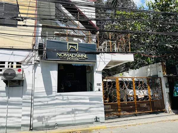 NomadsMNL Airport Hostel