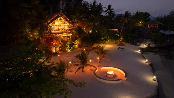 Floral Island Resort
