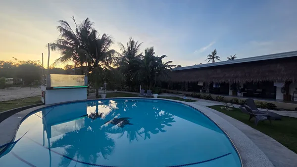 BANANA BEACH CLUB