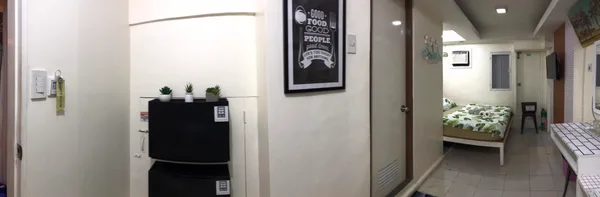 Che and James Guest House